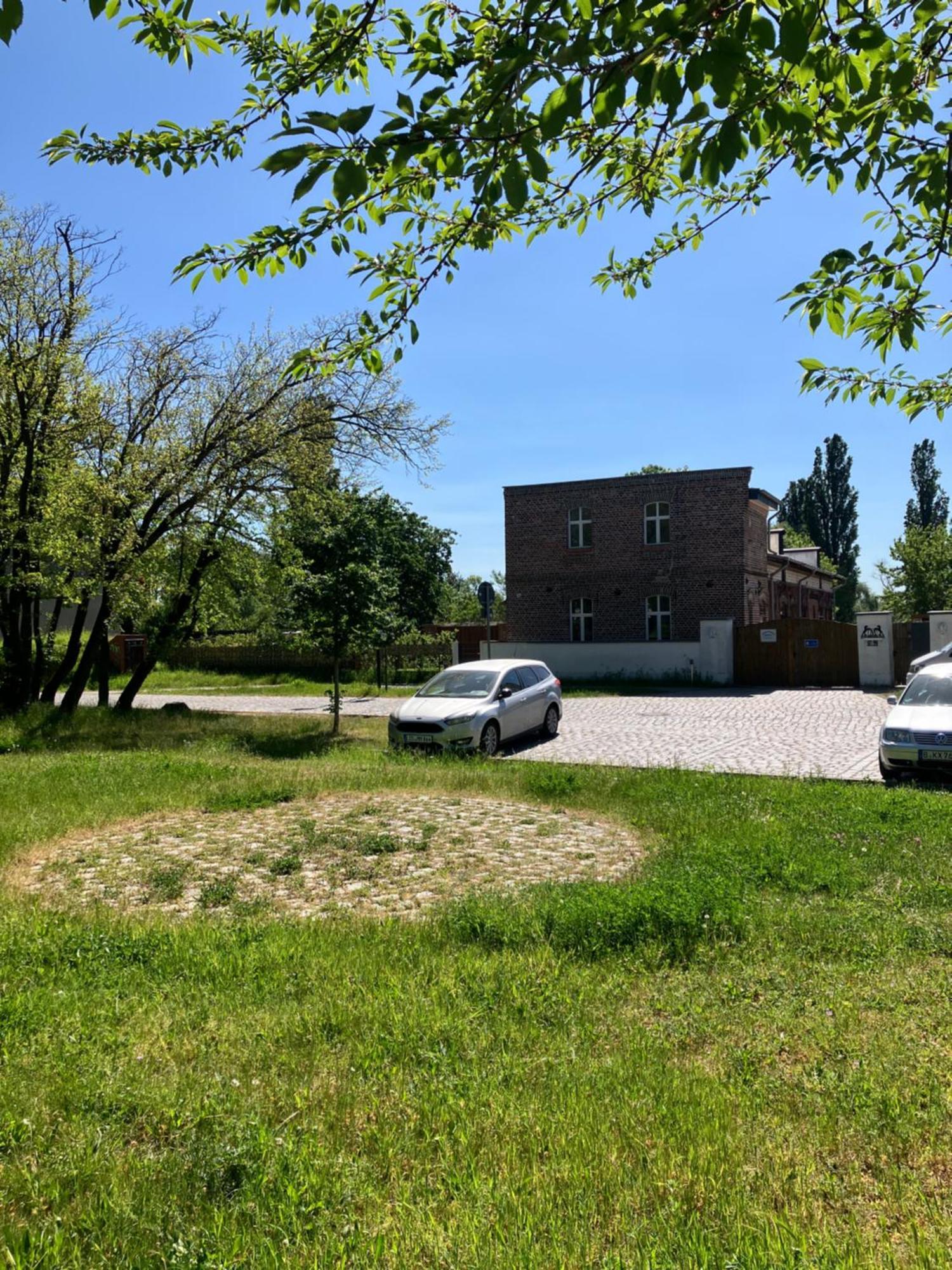 Remise 23A - 2Schlafzimmer Unterkunft Fuer 4-Koepfige Familie Schoenefeld Luaran gambar